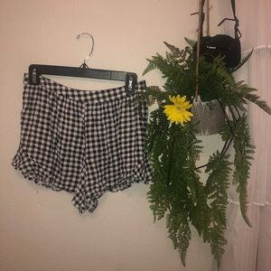 Plaid flowy shorts
